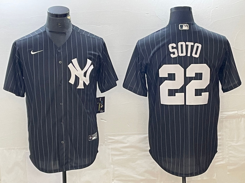 Men's New York Yankees Juan Soto #22 Black Jersey