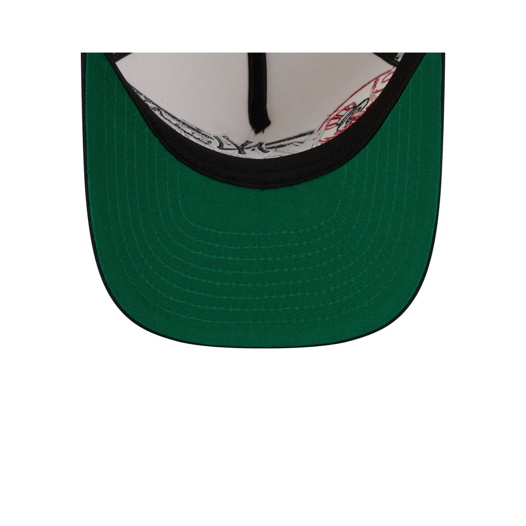 New York Yankees Chrome White Classic 9FIFTY A-Frame Snapback Hat