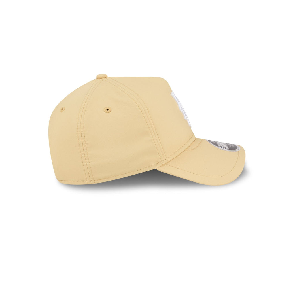New York Mets Beige 9FORTY APEX Snapback Hat