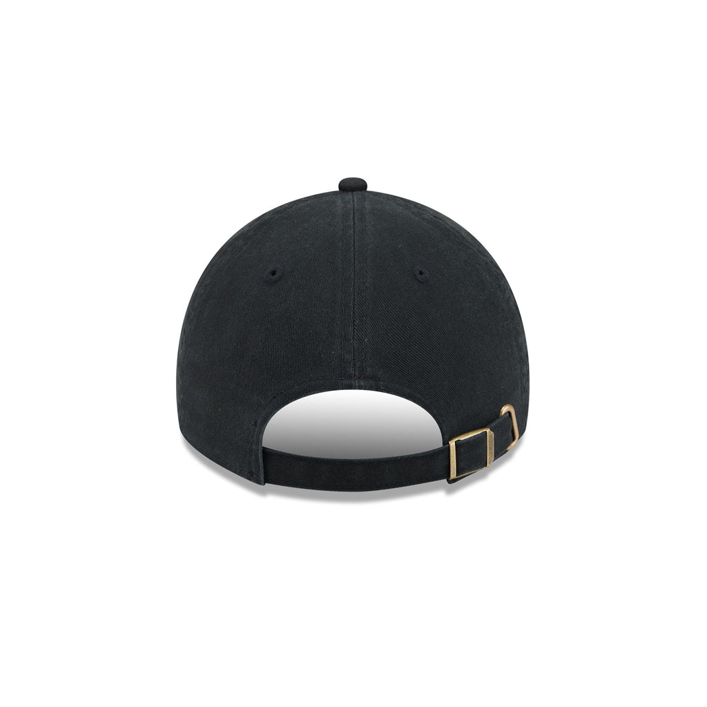 Chicago Bulls Script Wordmark Casual Classic Adjustable Hat